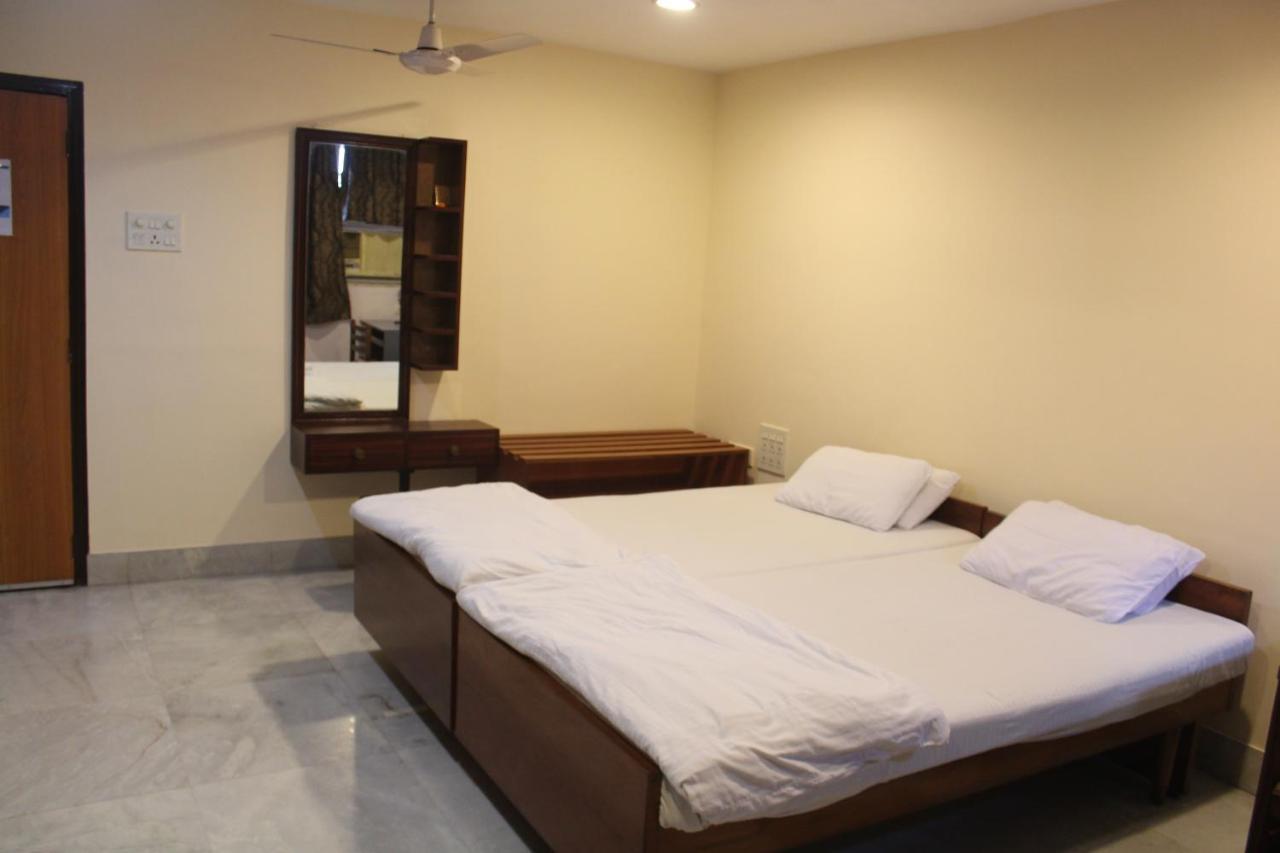 Service Apartments, Park Street, Calcutta Экстерьер фото