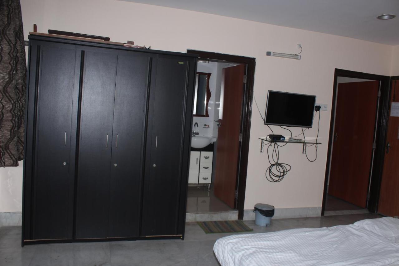 Service Apartments, Park Street, Calcutta Экстерьер фото