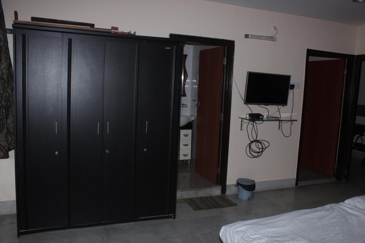 Service Apartments, Park Street, Calcutta Экстерьер фото