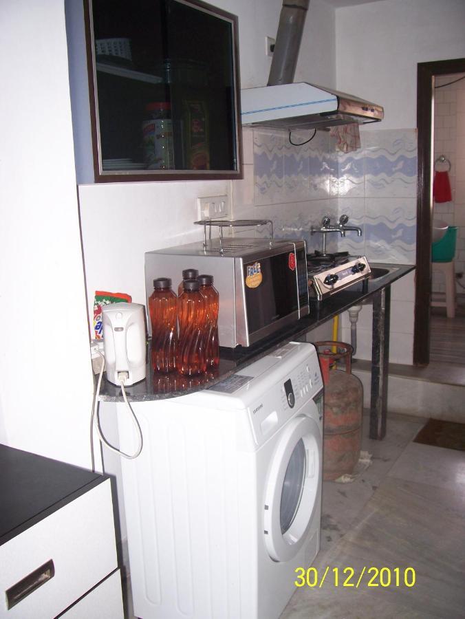 Service Apartments, Park Street, Calcutta Экстерьер фото