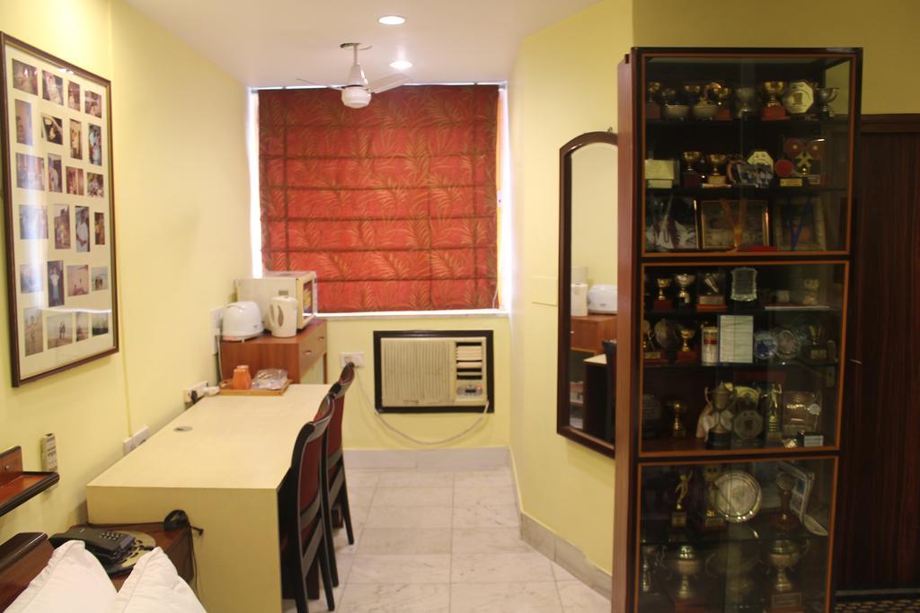 Service Apartments, Park Street, Calcutta Экстерьер фото