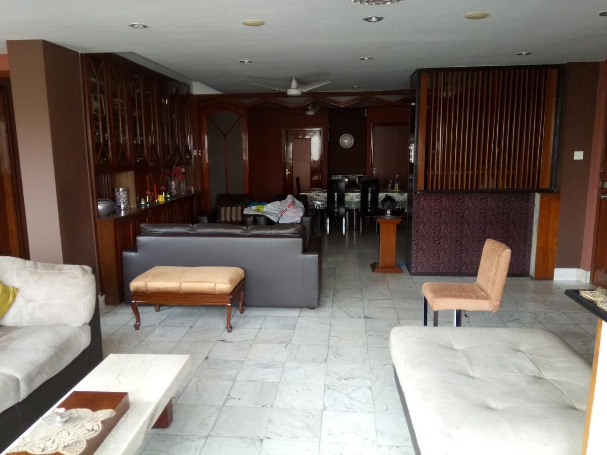 Service Apartments, Park Street, Calcutta Экстерьер фото