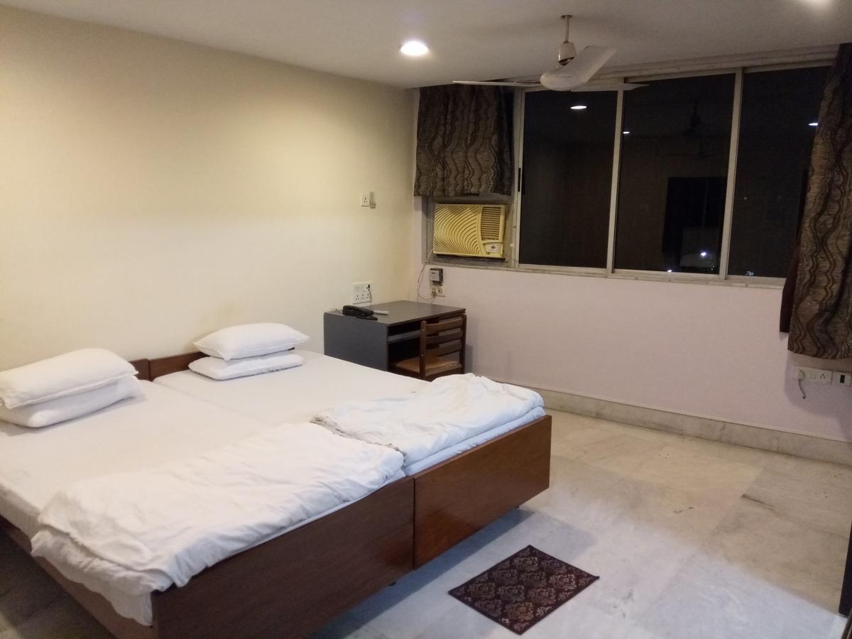 Service Apartments, Park Street, Calcutta Экстерьер фото