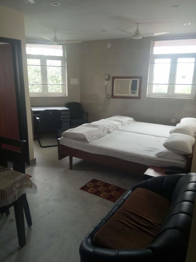 Service Apartments, Park Street, Calcutta Экстерьер фото